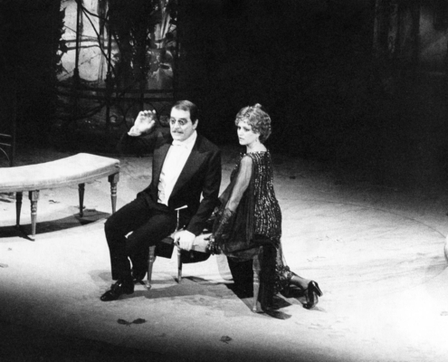 L’uomo difficile di Hugo von Hofmannsthal. Regia di Sergio Fantoni. Con Claudia Giannotti, Liù Bosisio, Anna Bonaiuto, Antonio Ballerio. 1978.