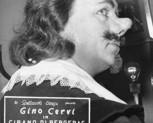 Foto private della biografia di Sergio Fantoni 1953 Cyrano de Bergerac di Edmond Rostand. Regia di Raimond Rouleau. Con Gino Cervi, Edda Albertini, Paolo Carlini, Tino Buazzelli, Dina Sassoli. 1953.