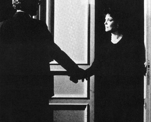 Tradimenti di Harold Pinter. Regia di Giuseppe Patroni Grffi. Con Ilaria Occhini, Duilio Del Prete. 1982.
